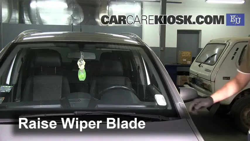 2005 Opel Zafira CDTI Cosmo 1.9L 4 Cyl. Turbo Diesel Windshield Wiper Blade (Front)
